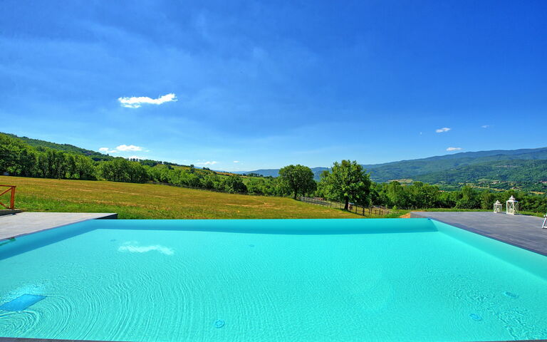 Casale Daniele: slå samman