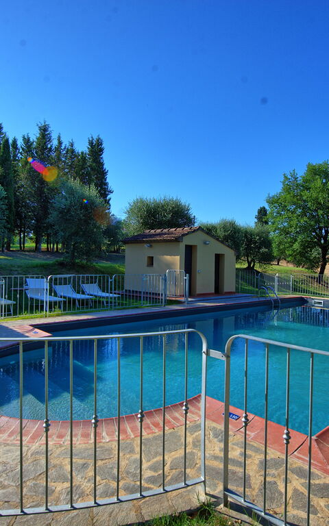 Villa Mario: Exteriör, slå samman, Utomhus