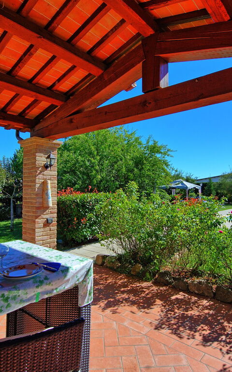 Casale Tiziano: Balkong / terrass / uteplats