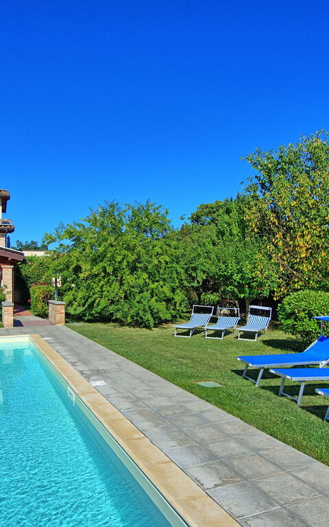 Casale Tiziano: slå samman, Trädgård