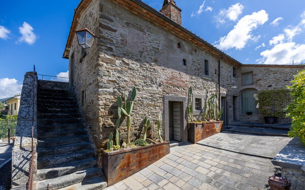 Casa la Fonte: Exteriör, Utomhus