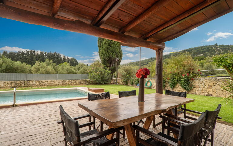 Villa Vrisses: Balkong / terrass / uteplats, slå samman, Utomhus