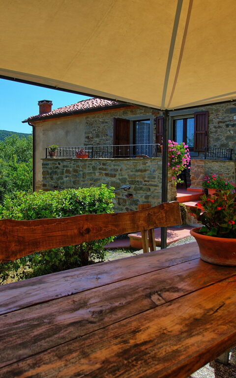 Borgo Veronica: Exteriör