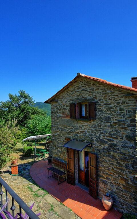 Borgo Veronica: Exteriör