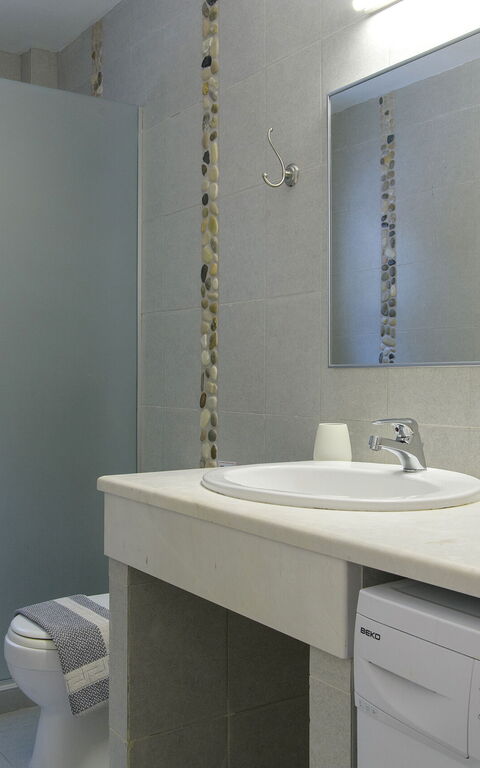 Beachfront Villa Seasun: Badrum