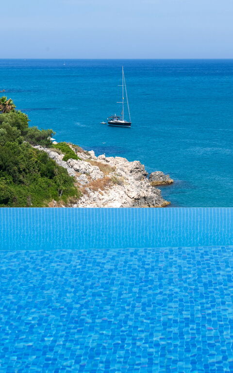 Beachfront Villa Seasun: slå samman, Utomhus, Visningar