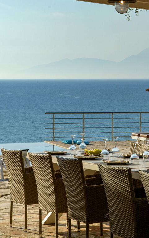 Beachfront Villa Seasun: Utomhus, Visningar