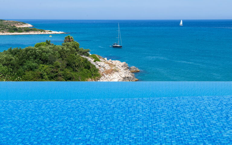 Beachfront Villa Seasun: slå samman, Utomhus, Visningar