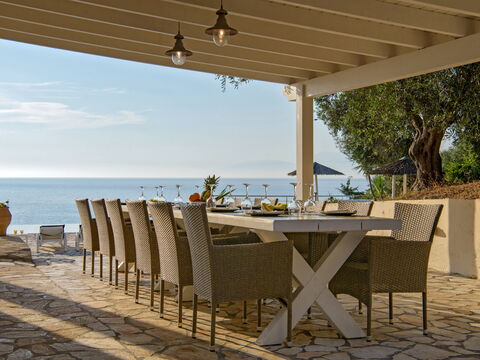 Beachfront Villa Seasun