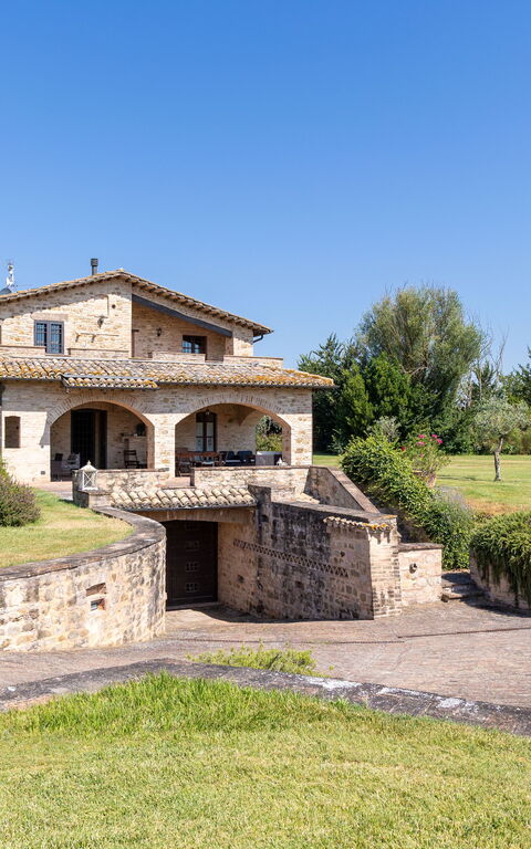 Villa Assisi: Exteriör, Trädgård, Utomhus