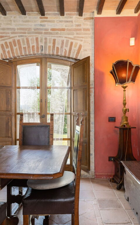 Villa Assisi: Lunchrum