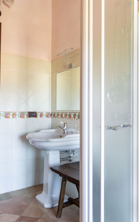 Villa Assisi: Badrum