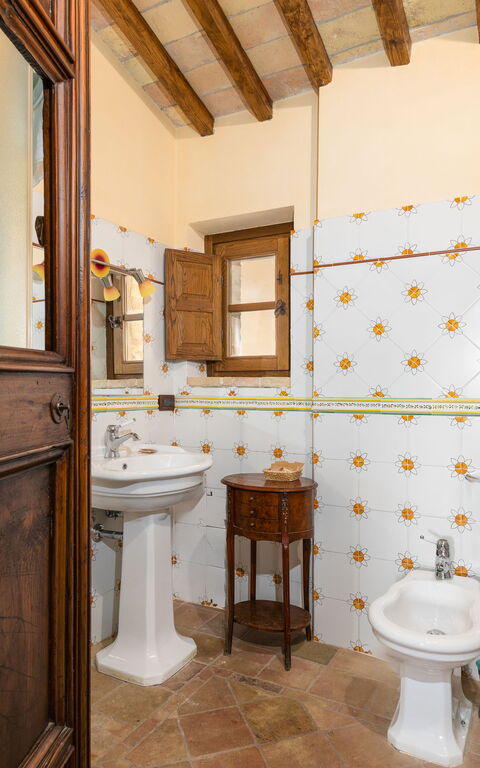 Villa Assisi: Badrum