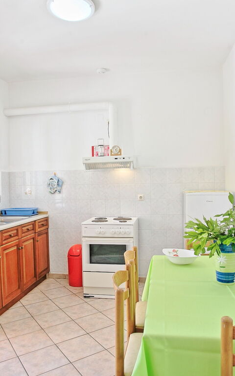 Beach Villa Nancy: Kök, Lunchrum