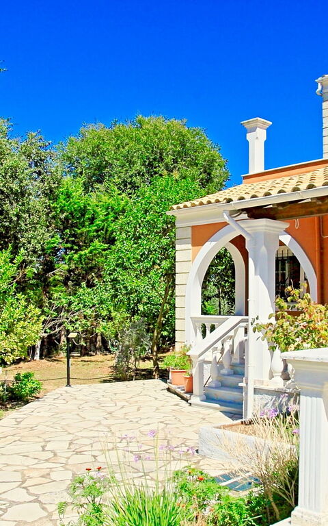 Beach Villa Nancy: Exteriör, Trädgård