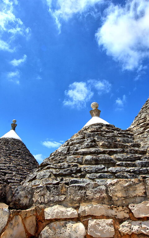 Trullo Santo Stefano: Exteriör, Utomhus