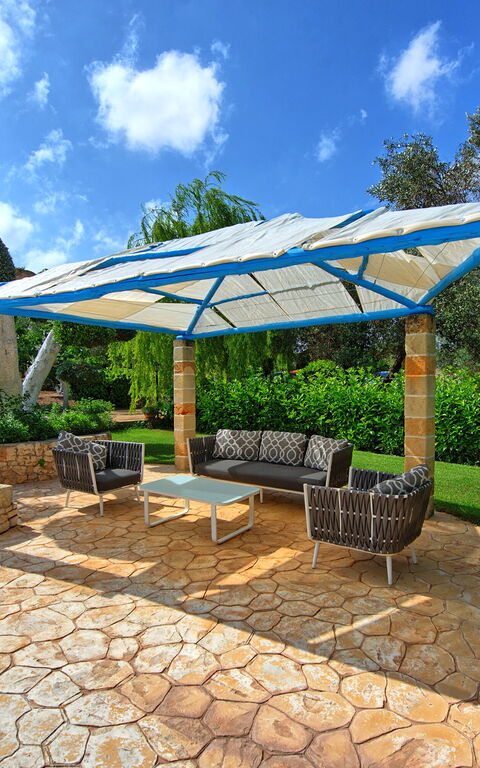 Lamia Santo Arcangelo: Trädgård, Utomhus