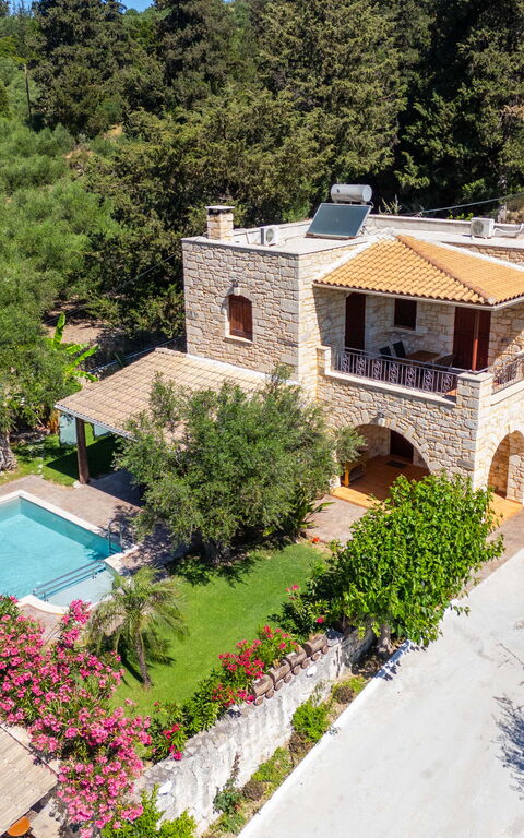 Villa Nipos: Exteriör, slå samman, Trädgård, Utomhus
