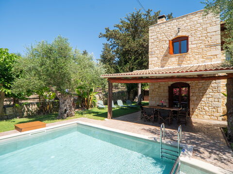 Villa Nipos