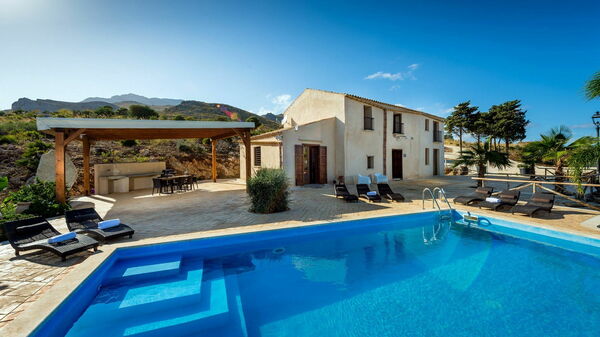 Villa le Muse: slå samman, Utomhus