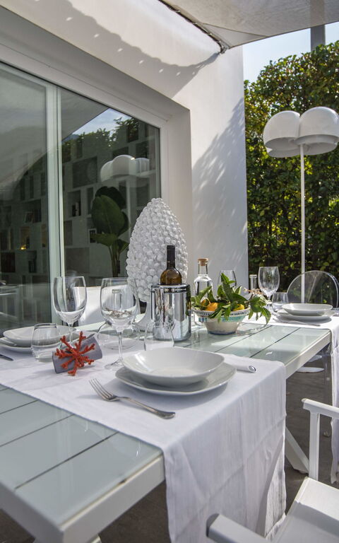 Villa Denari: Utomhus