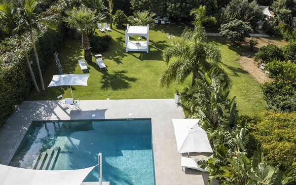 Villa Denari: slå samman, Utomhus, Visningar