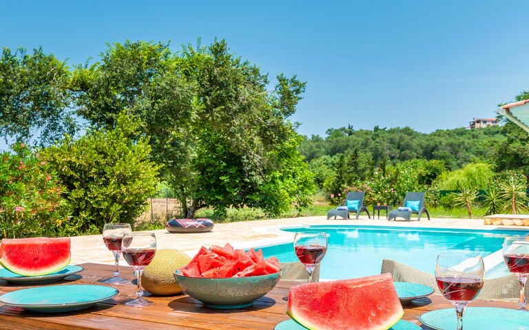 Beach Villa Joanna: Trädgård, Utomhus