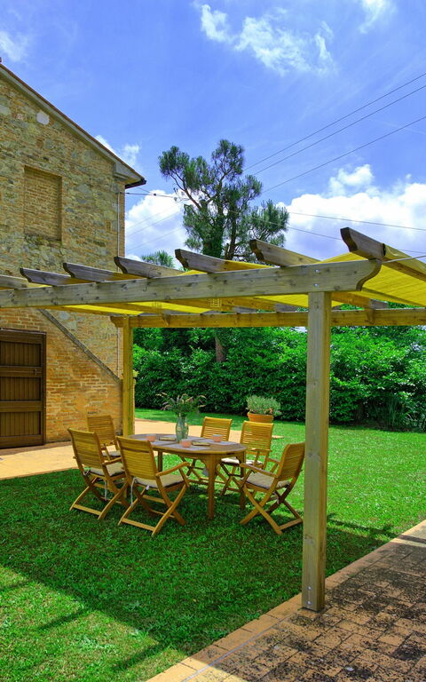 Casale Chiara: Exteriör, Trädgård