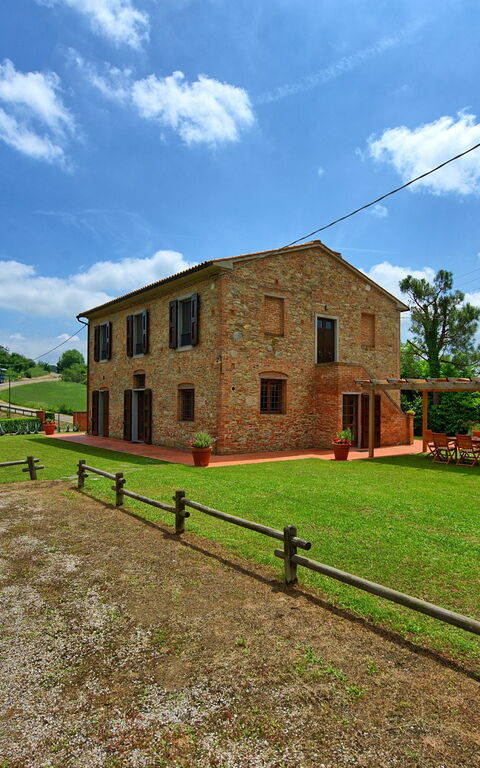 Casale Chiara: Exteriör, Trädgård