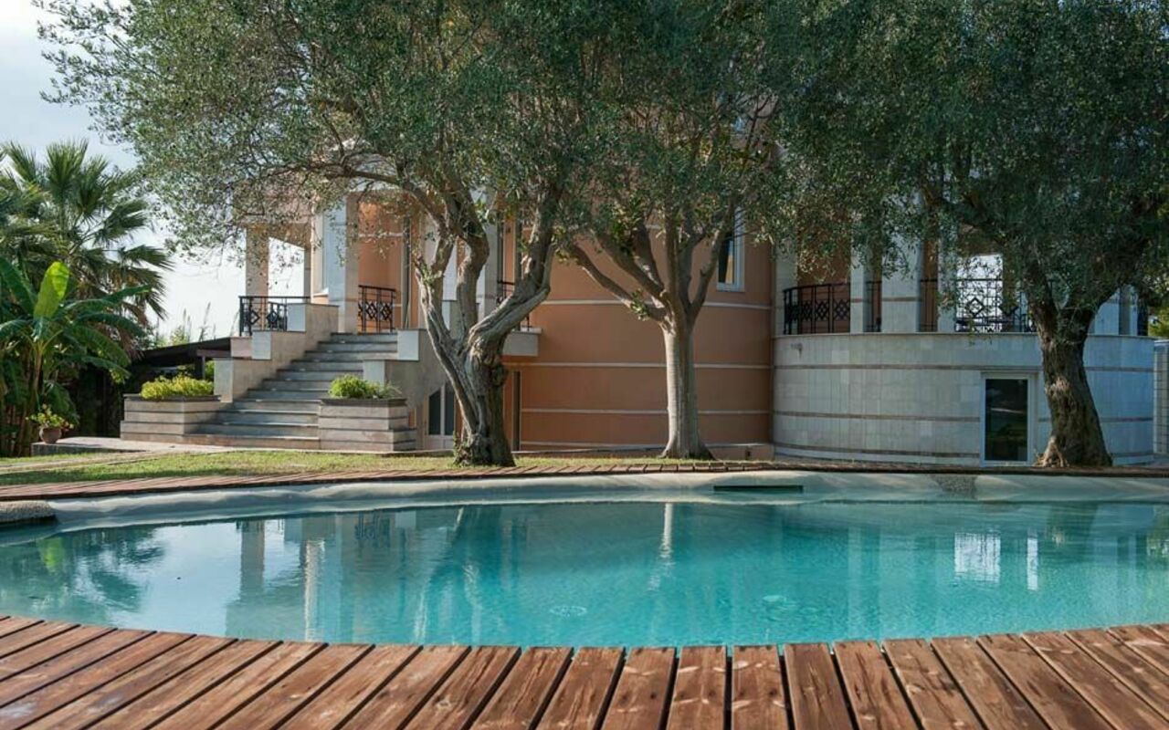 Villa Vendicari: slå samman, Utomhus