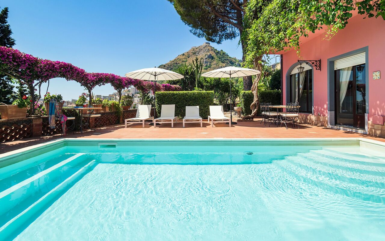 Villa La Boheme: slå samman, Sommar, Trädgård, Utomhus