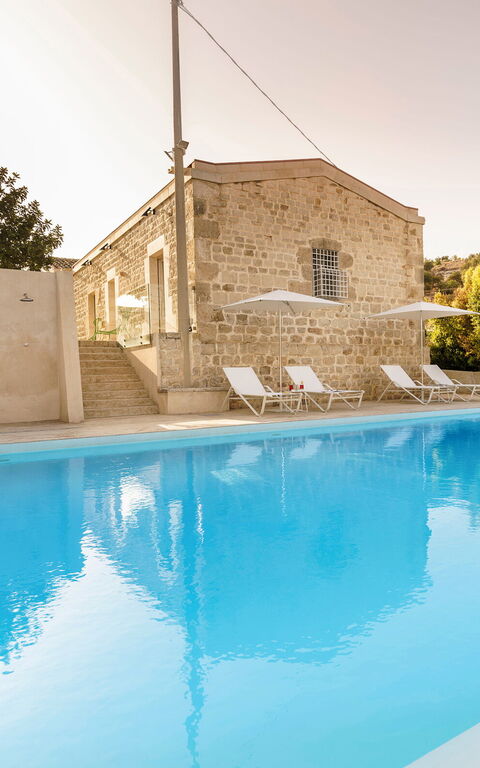 Villa Luna: Exteriör, slå samman, Utomhus