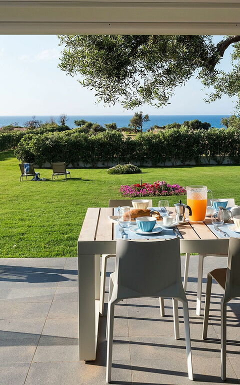 Villa Nettuno: Trädgård, Utomhus