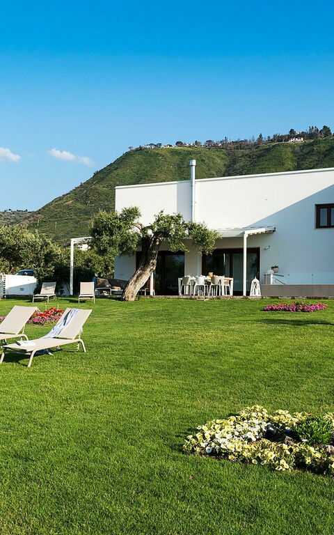 Villa Nettuno: Trädgård, Utomhus