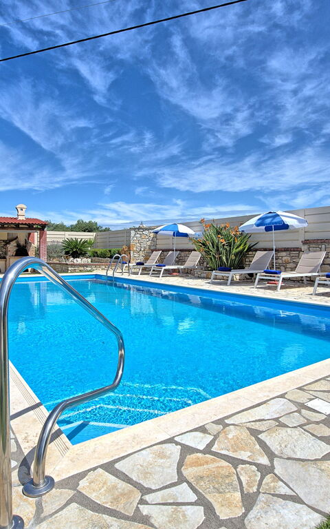 Acharavi Beach Villa: slå samman, Sommar, Trädgård, Utomhus