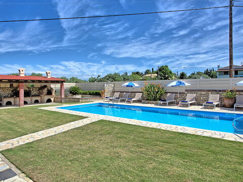 Acharavi Beach Villa