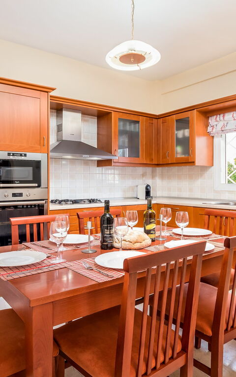 Villa Giador: Kök, Lunchrum