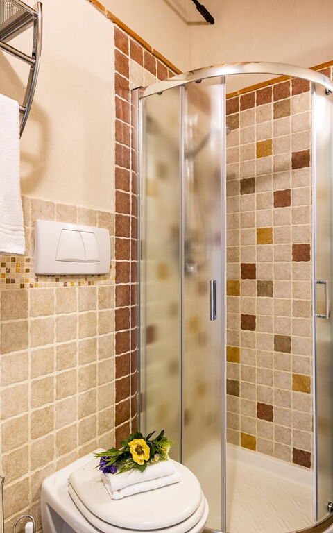 Villa Bonriposo: Badrum