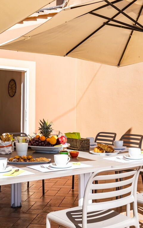 Villa Bonriposo: Utomhus