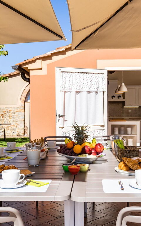 Villa Bonriposo: Exteriör, Utomhus