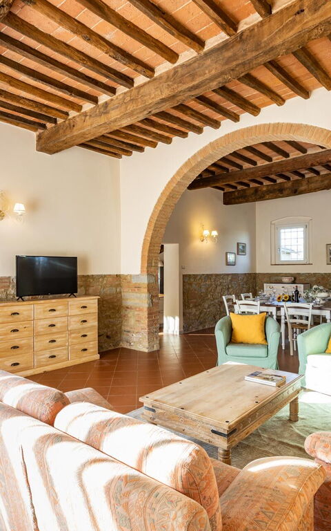 Villa Bonriposo: Lunchrum, Vardagsrum