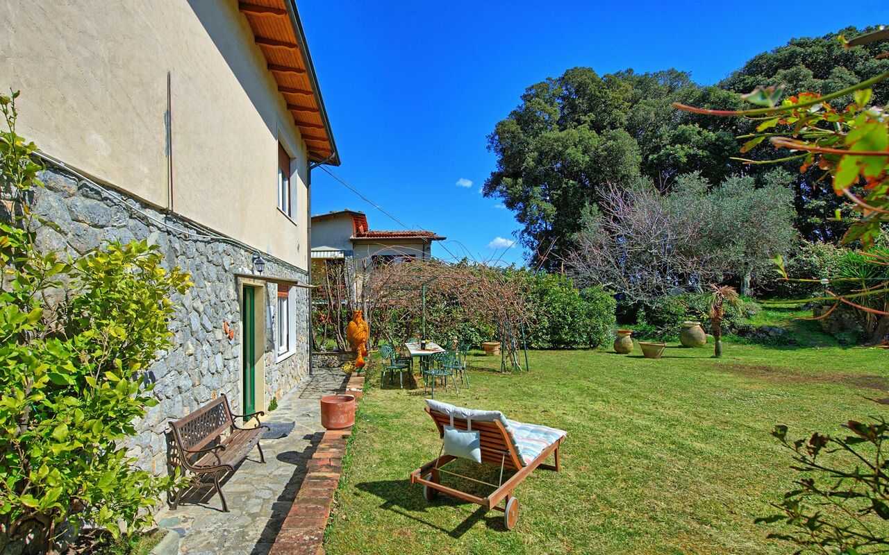 Casa Al Bosco: Trädgård, Utomhus