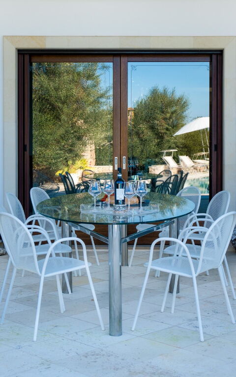 Villa Modigliani: Utomhus