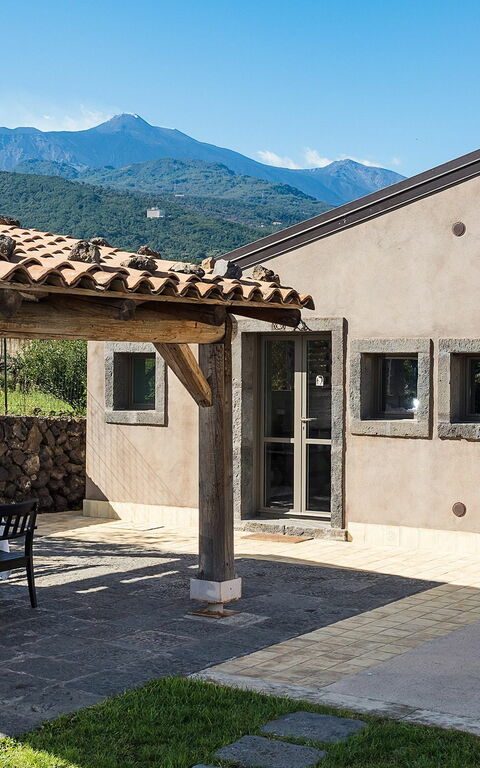 Villa Torre Etnea: Trädgård, Utomhus