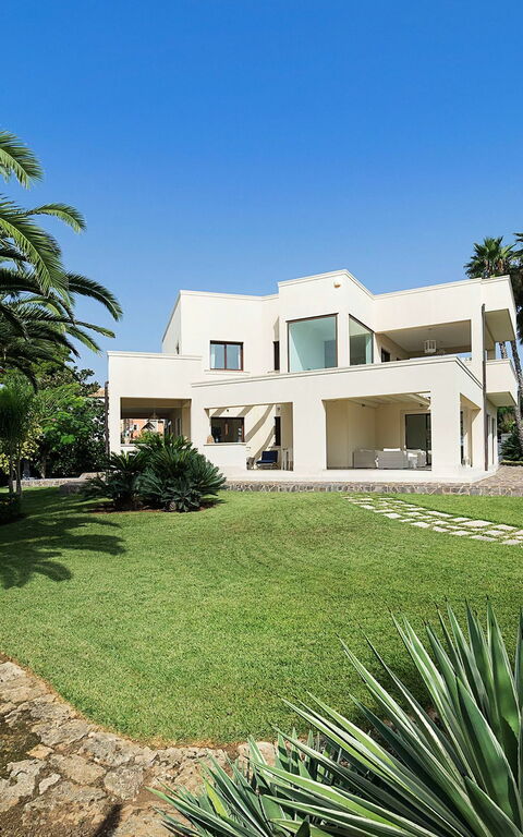 Villa La Plage: Trädgård, Utomhus, Visningar