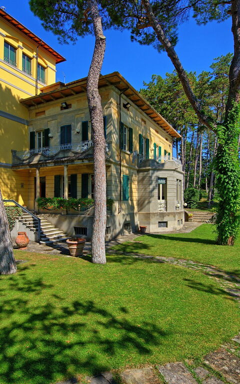 Villa Cuculo: Exteriör, Trädgård