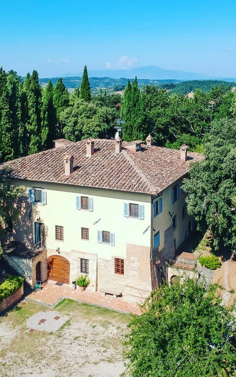 Moriolo: Exteriör, Trädgård, Visningar