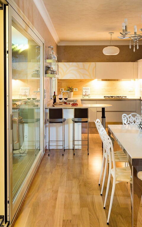 Villa Luce: Kök, Lunchrum