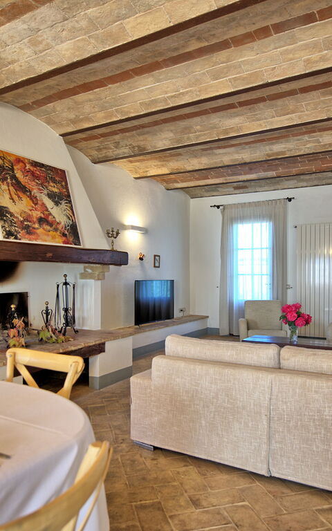 Villa Il Caggio: Lunchrum, Vardagsrum