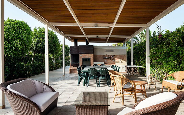 Donnalucata: Exteriör, Trädgård, Utomhus